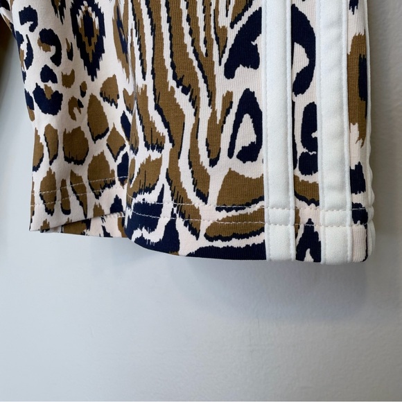 FARM Rio X ADIDAS | Oasis Night Animal Print Elastic Pull-on Stretch Bike Shorts - Picture 9 of 13